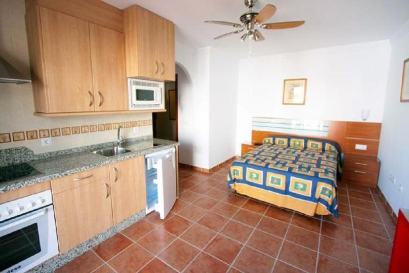 Apartamentos Nerjaluna Pokoj fotografie